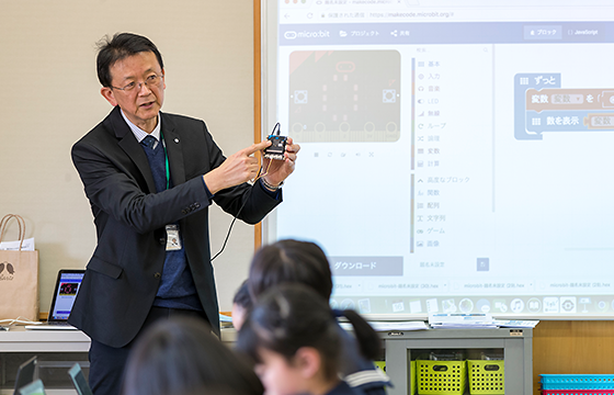 プログラミング授業の様子