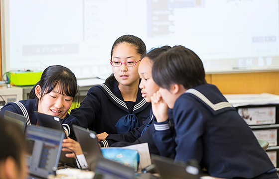 プログラミング授業の様子