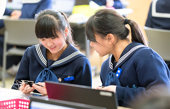 プログラミング授業の様子