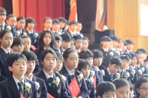 話を聞く６年生