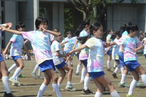 全校演技高学年