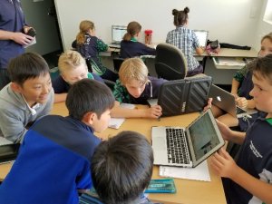 パソコンを使って