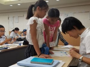 完成へ指導をうける