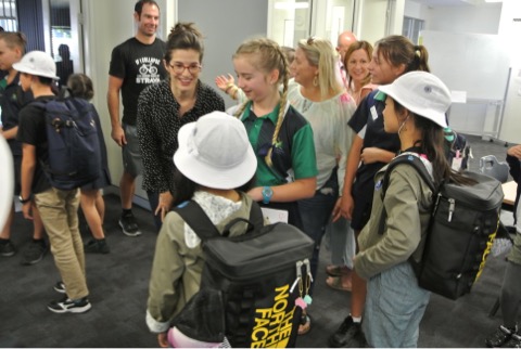 FD352435-4A97-4C03-B7AA-4007E6B683D3